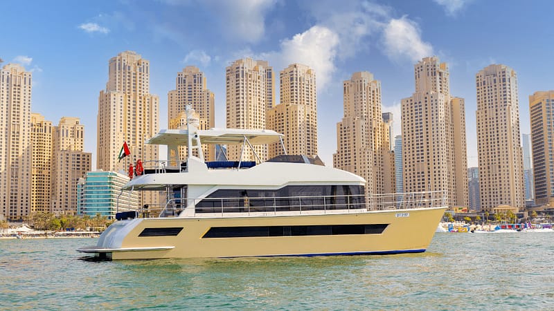 2 Hour Yacht Tour in Dubai Marina with Breakfast or BBQ - Boat Tours and Cruises - Image 2