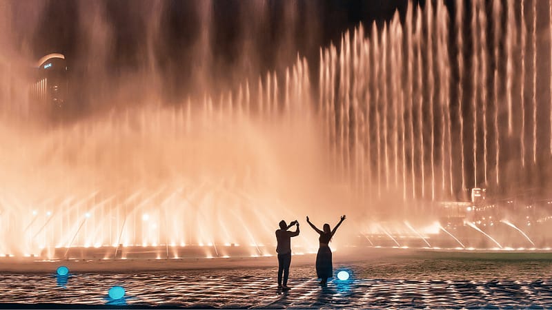 Dubai Fountain Boardwalk - Burj Khalifa - Image 2