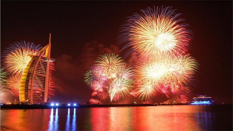 Dubai New Year's Eve 3-hour Cruise 2025 on Inflatable Boat by Splash tours - Boat Tours and Cruises - Image 2