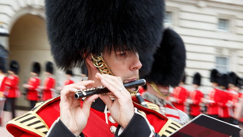 London British Royalty walking tour including Changing Of The Guard - Recently Added Experiences - Image 2