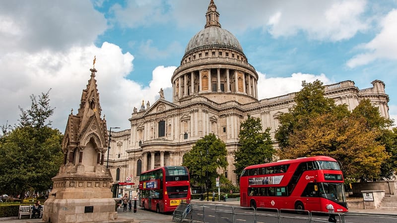 St Paul's Cathedral - Sightseeing and Tours - Image 2